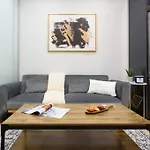 78-2D New Furnished 1Br Wd Walk To Central Park
