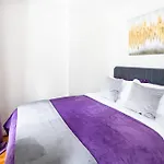 Charming 3 Bedroom In Manhattan
