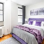 Charming 3 Bedroom In Manhattan