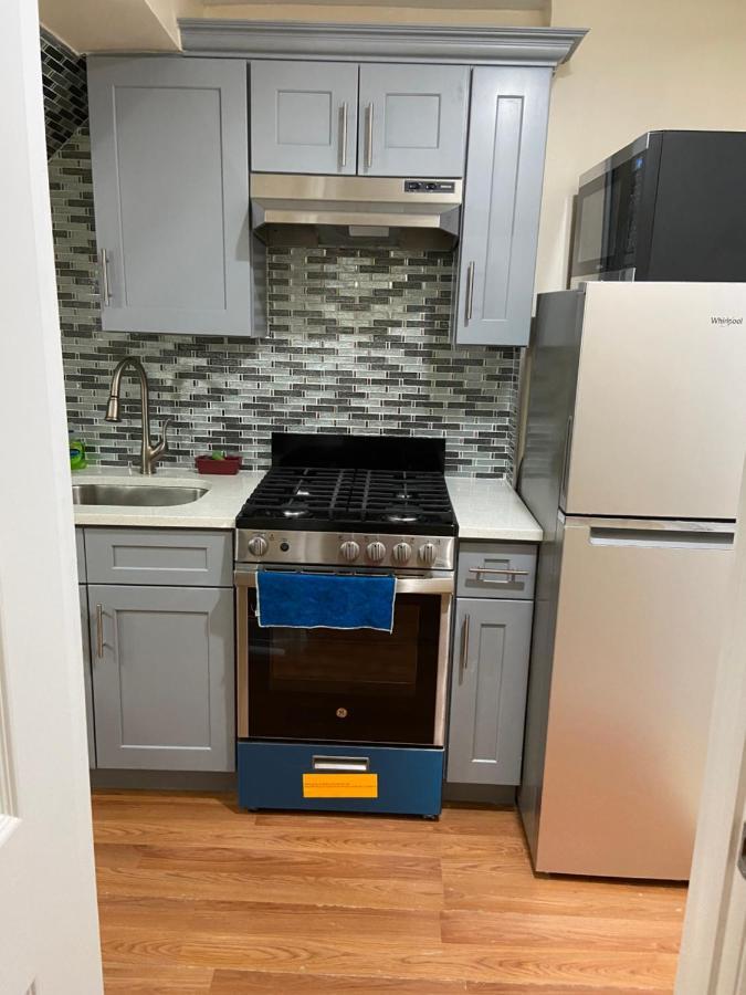 Guest house A Great In Queens *