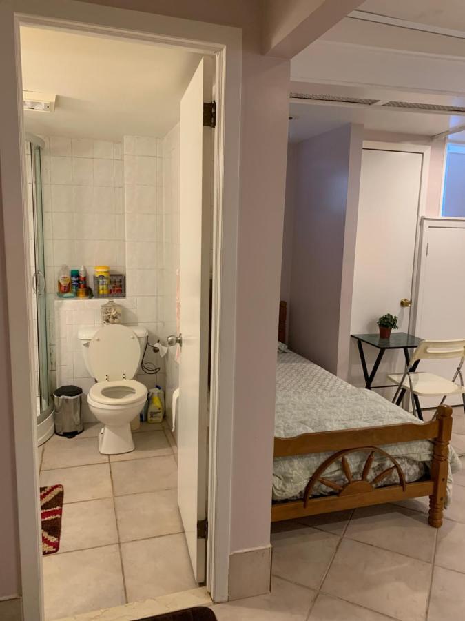 Homestay Separate Big Near Jfk And Laguardia Airport New York