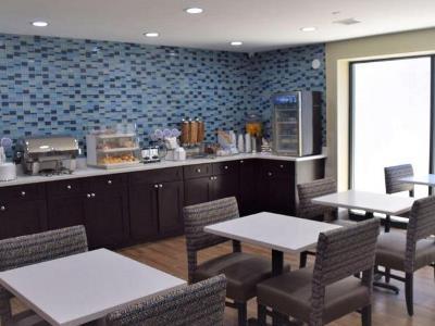La Quinta Long Island Hotel 3*