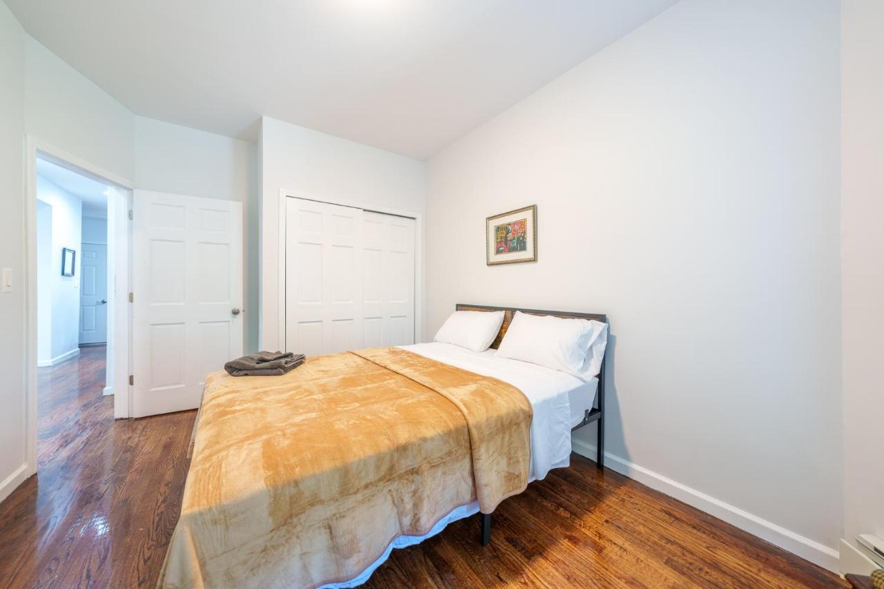Lovely 2 Bedroom In The Hearts Of Crown Heights *