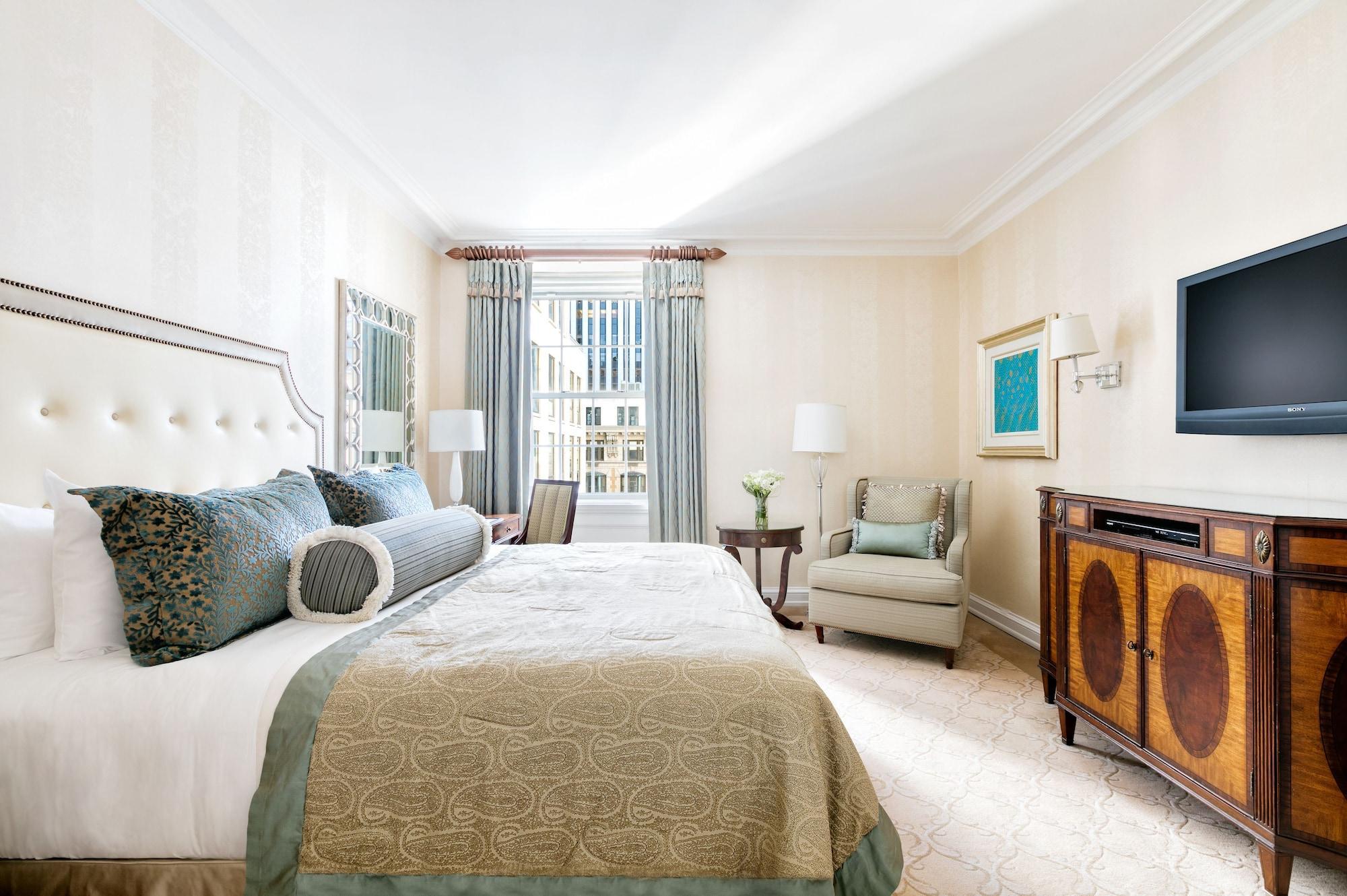 Hotel The Pierre, A Taj Hotel, 5*