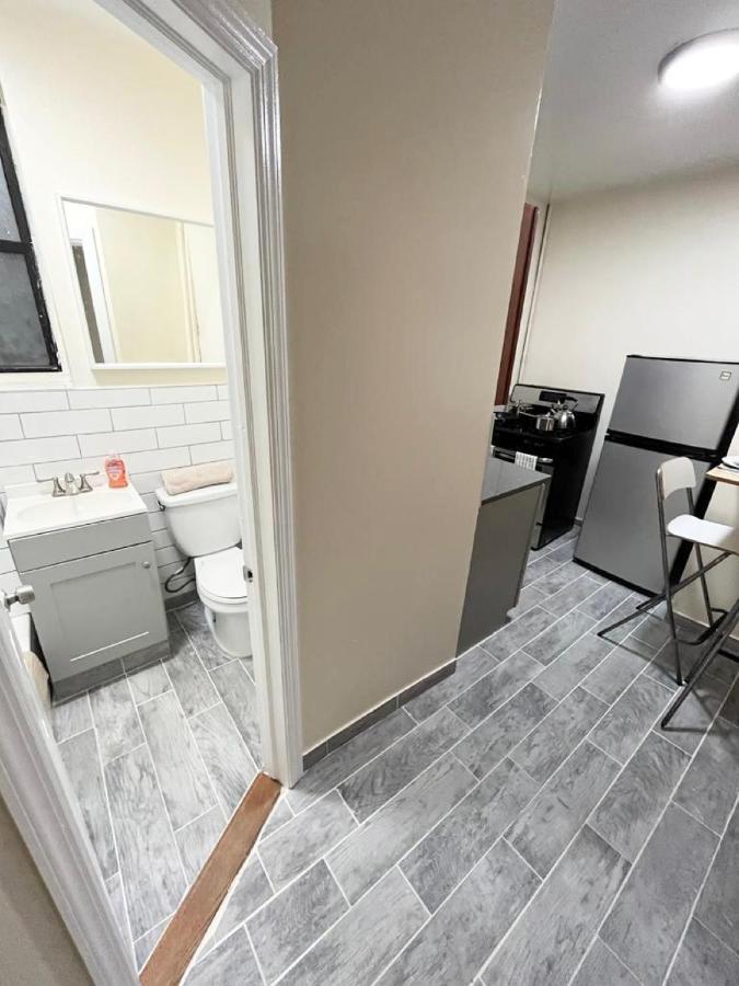 Beautiful Private In A Shared Upper West Side Homestay