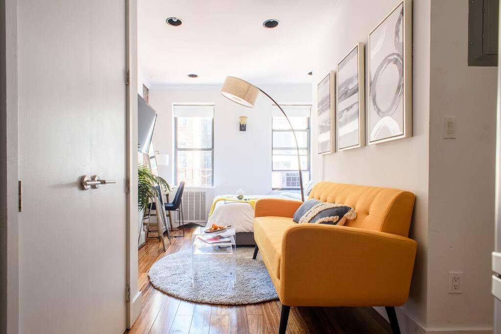 24-16 Gramercy W D Gramercy Apartment *