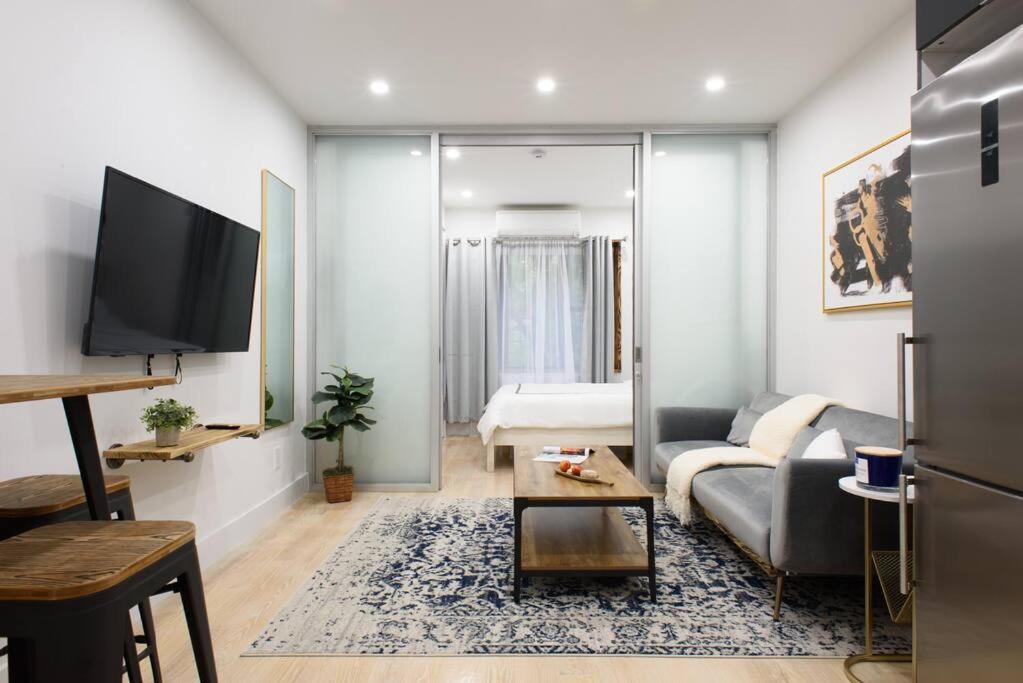 78-2d New Furnished 1br Wd Walk To Park Apartment