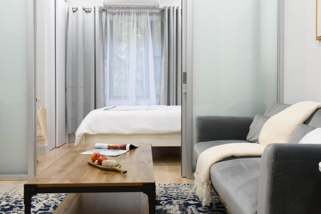 78-2d New Furnished 1br Wd Walk To Park New York