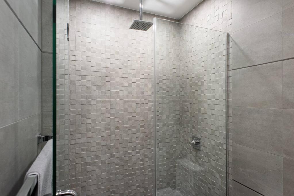Apartment 78-2d New Furnished 1br Wd Walk To Park *