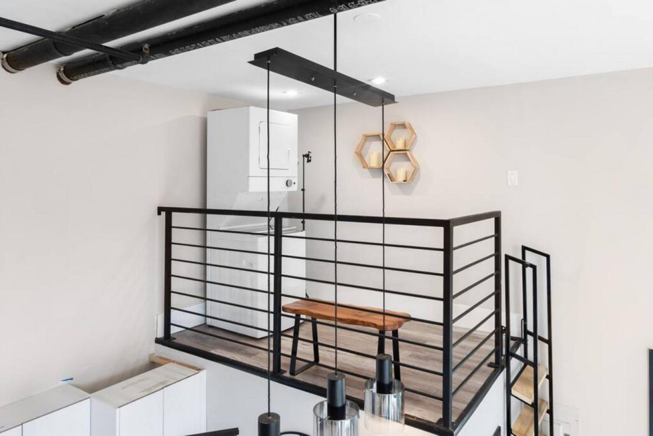 Apartment Nyc Skyline Views, Sauna & Rooftop - Romantic Escape At 