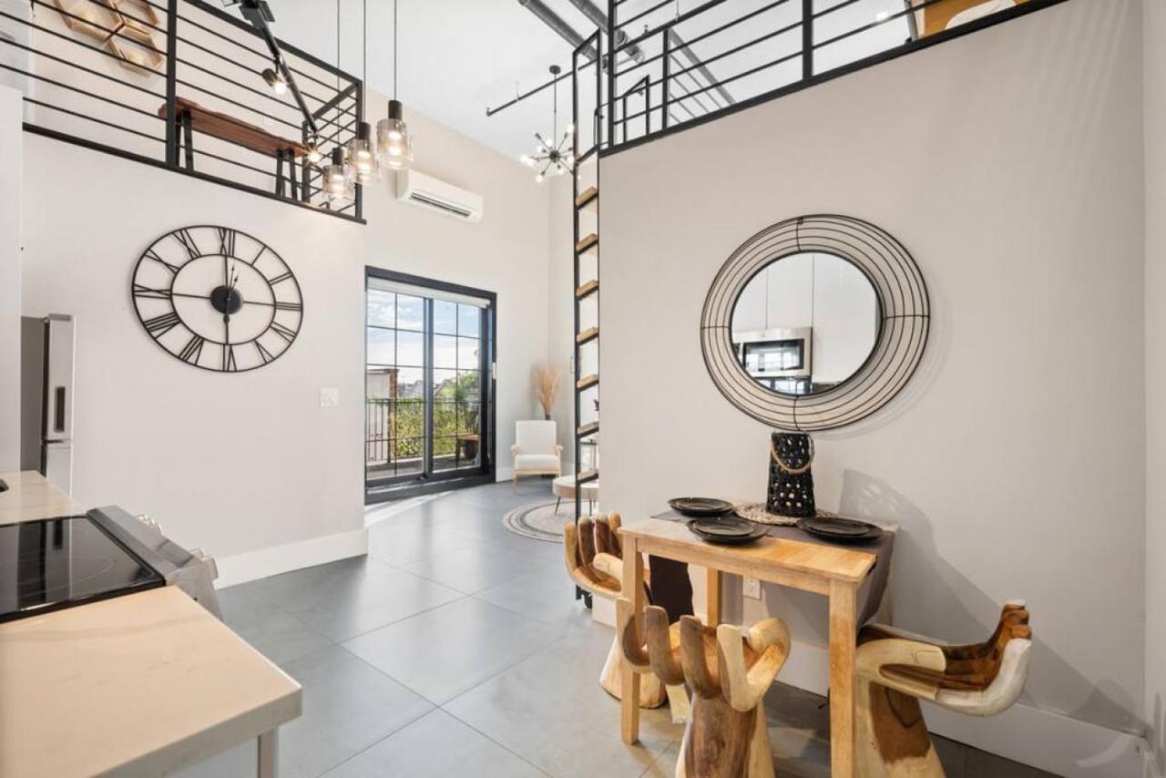 Nyc Skyline Views, Sauna & Rooftop - Romantic Escape At 