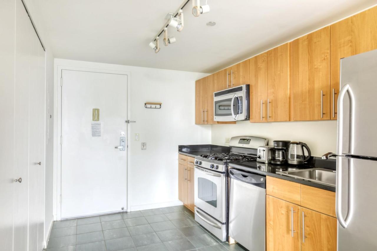 Lic 1br W Wd Elevator Doorman Nr E River Nyc-852 Apartment *
