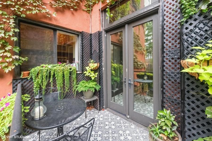 Nyc Apartment *