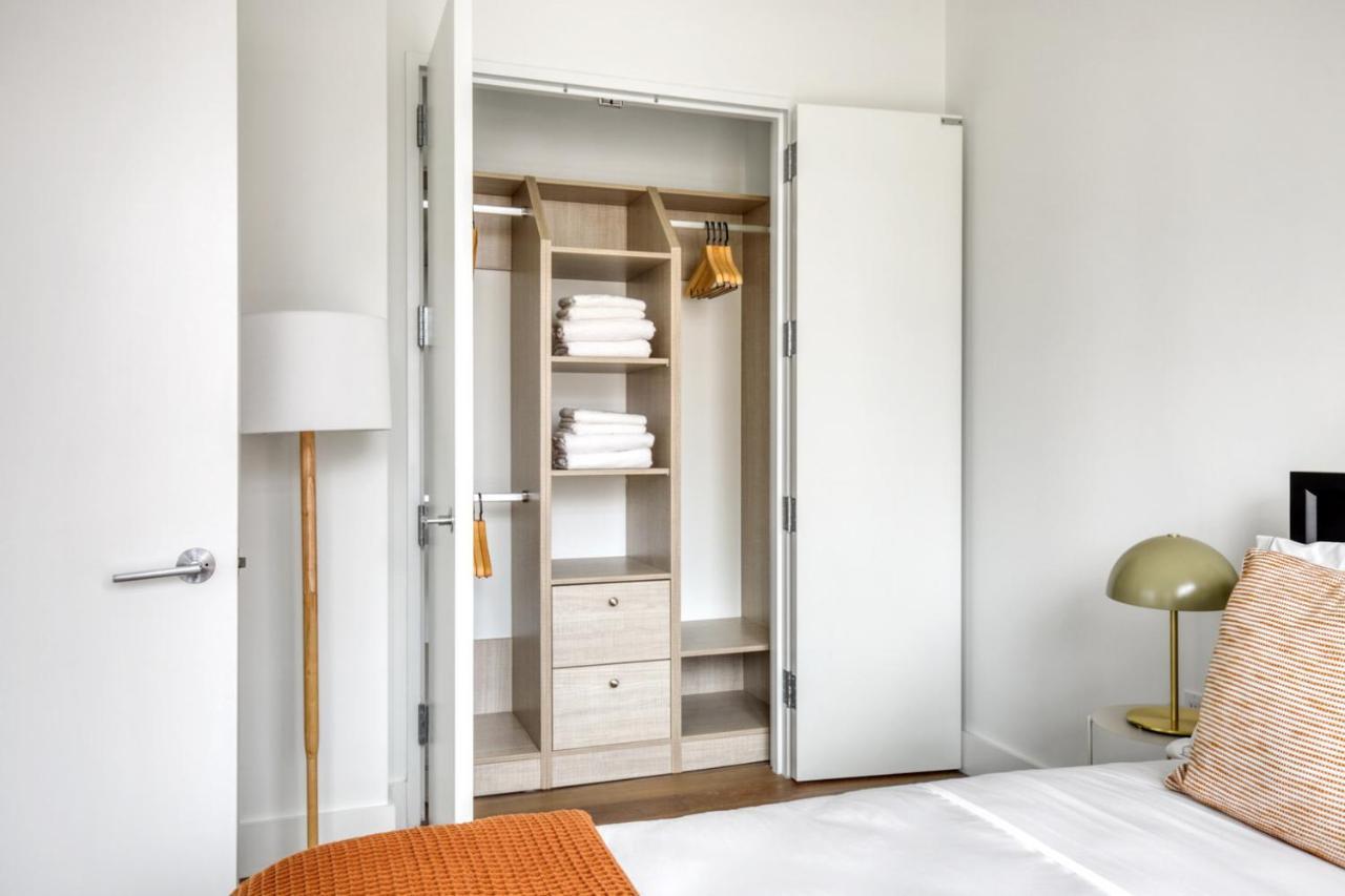 Apartment Lic 1br W Gym Wd 10 Mins To Midtown Nyc-893 *