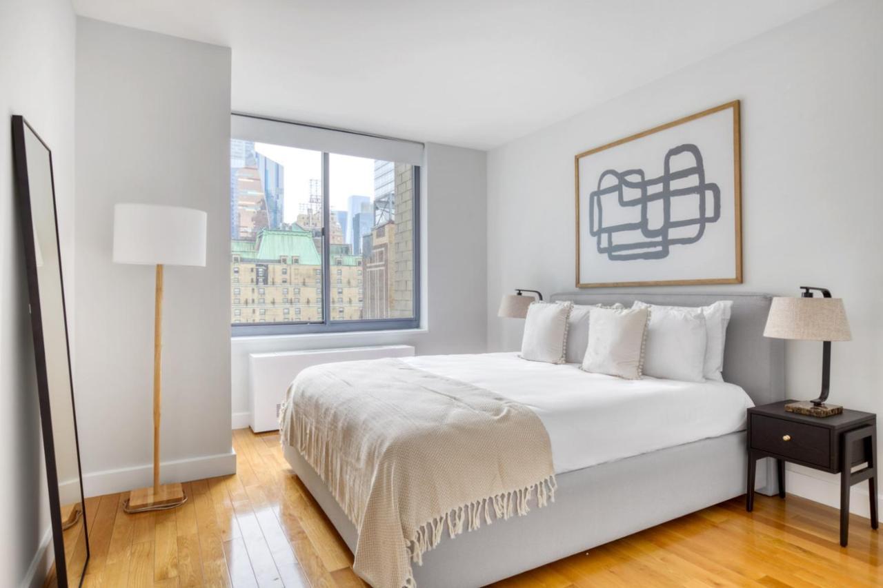 Midtown 1br W Dm Elevator Gym Nr Times Sq Nyc-798 *