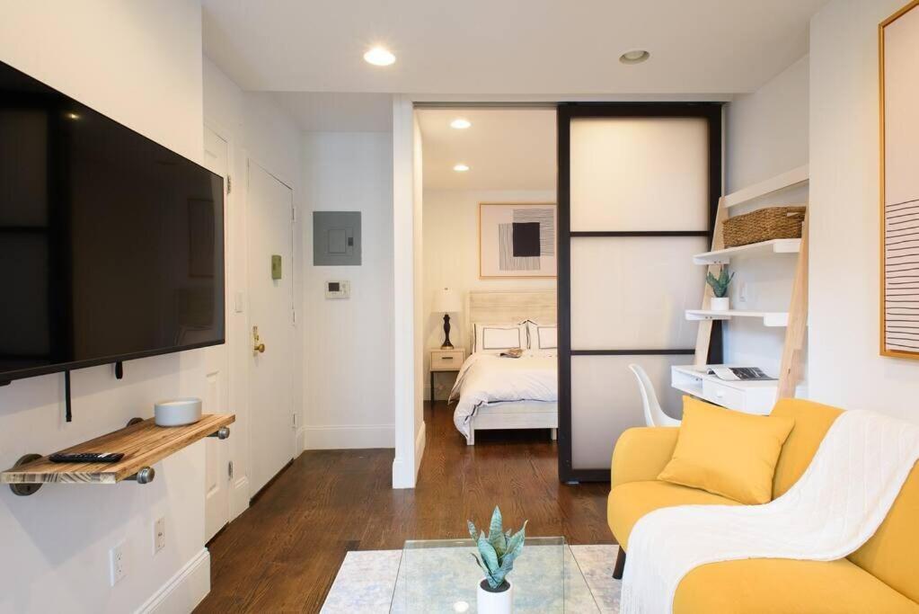 69-5a Modern Lower East Side 1br Brand New Apartment