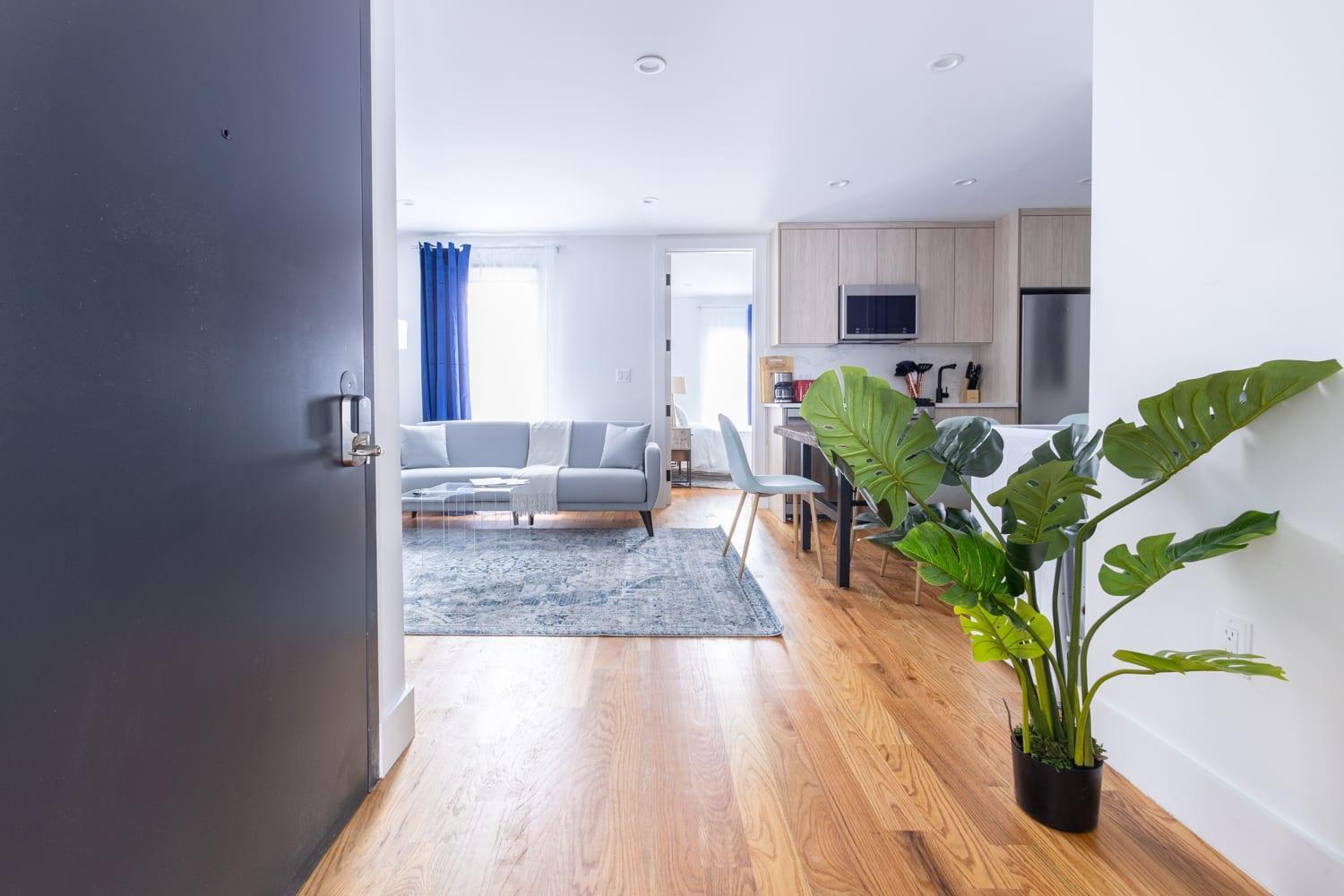 323-2 Specious 2br Williamsburg Apartment *