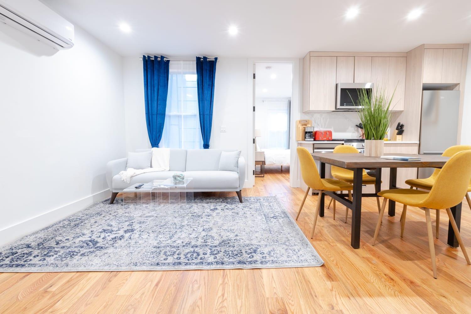 323-1 Specious 2br Williamsburg * New York