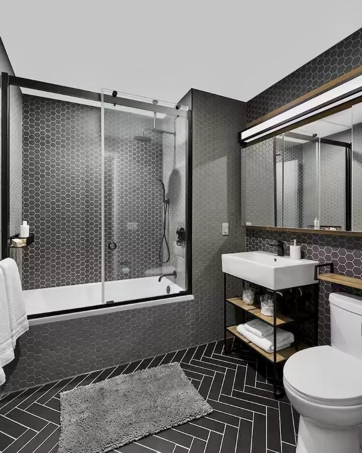 Chelsea Gem Modern 2br Prime 23rd & 7th Spot Apartment