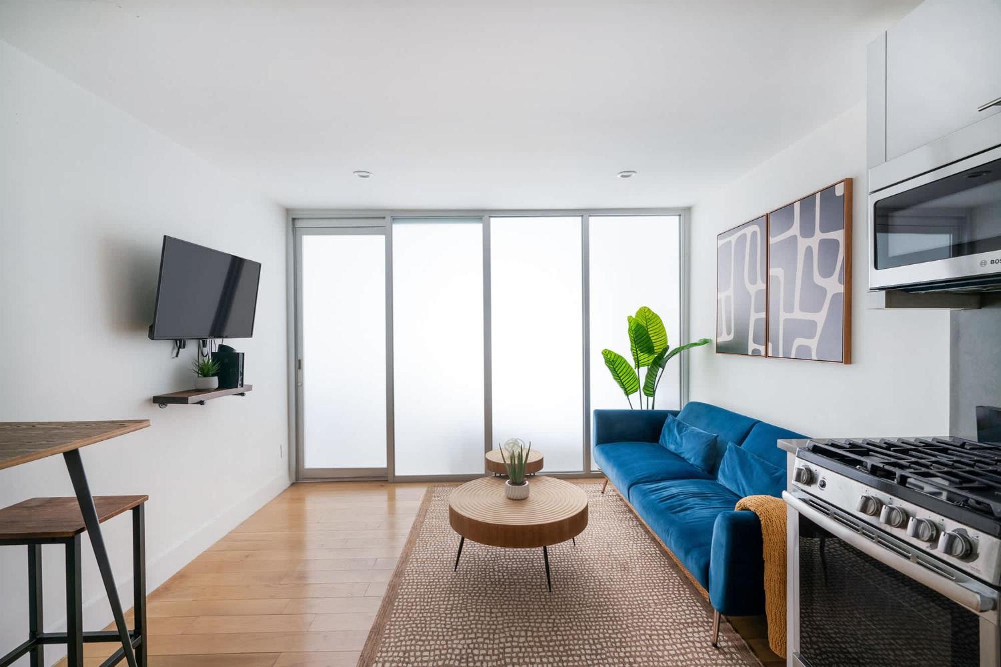 Apartment 75-2d New Prime Ues W&d Balcony Elevator New York