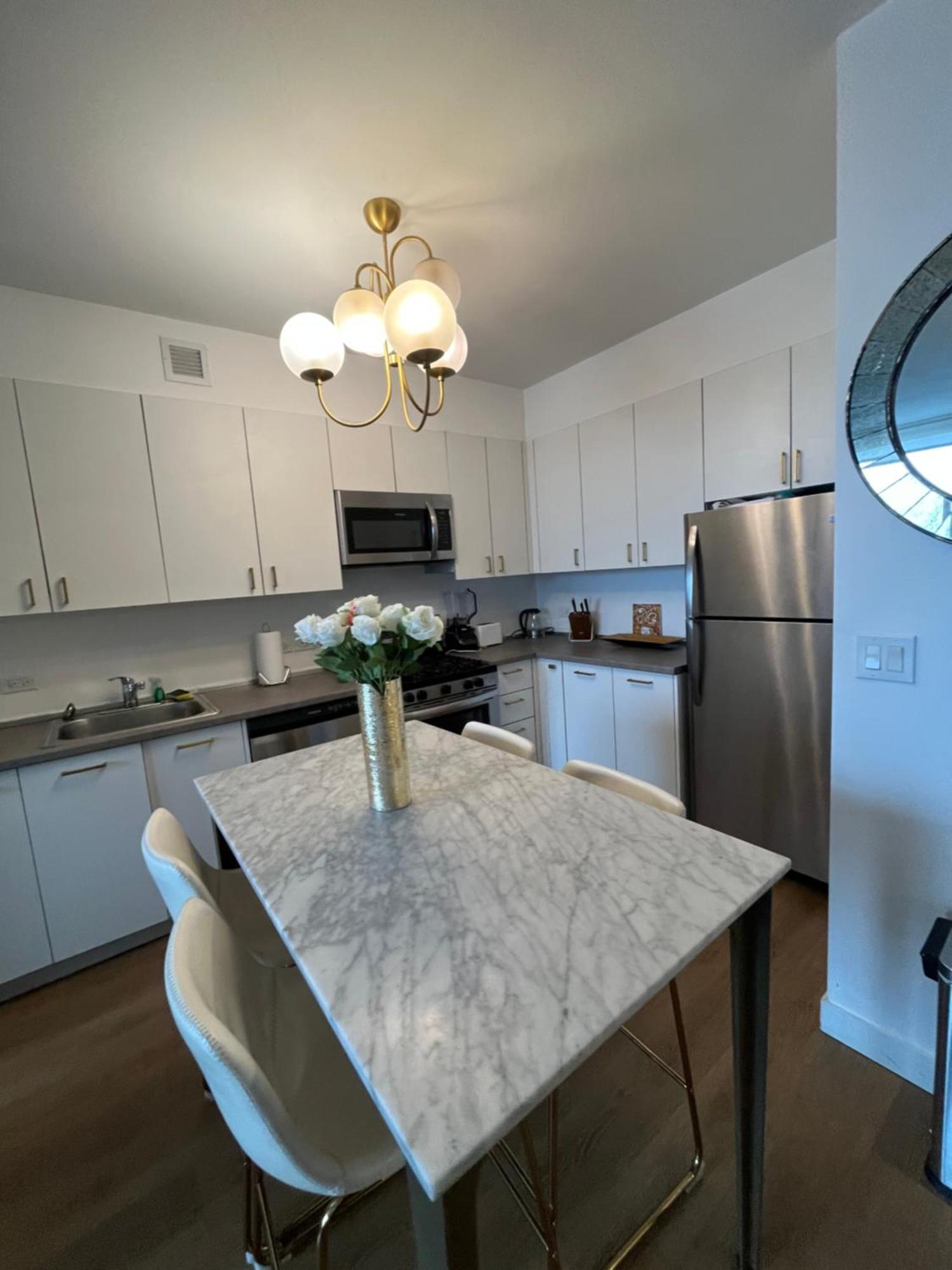 Apartment Les Is Stunning Views New York