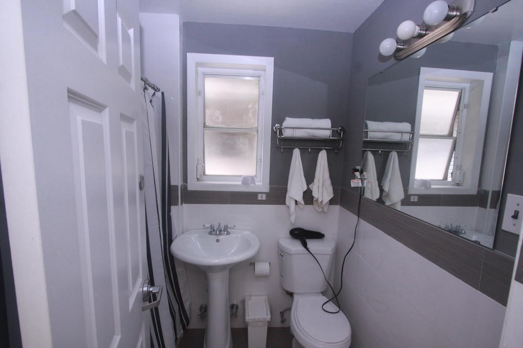 Hostel 770suites *