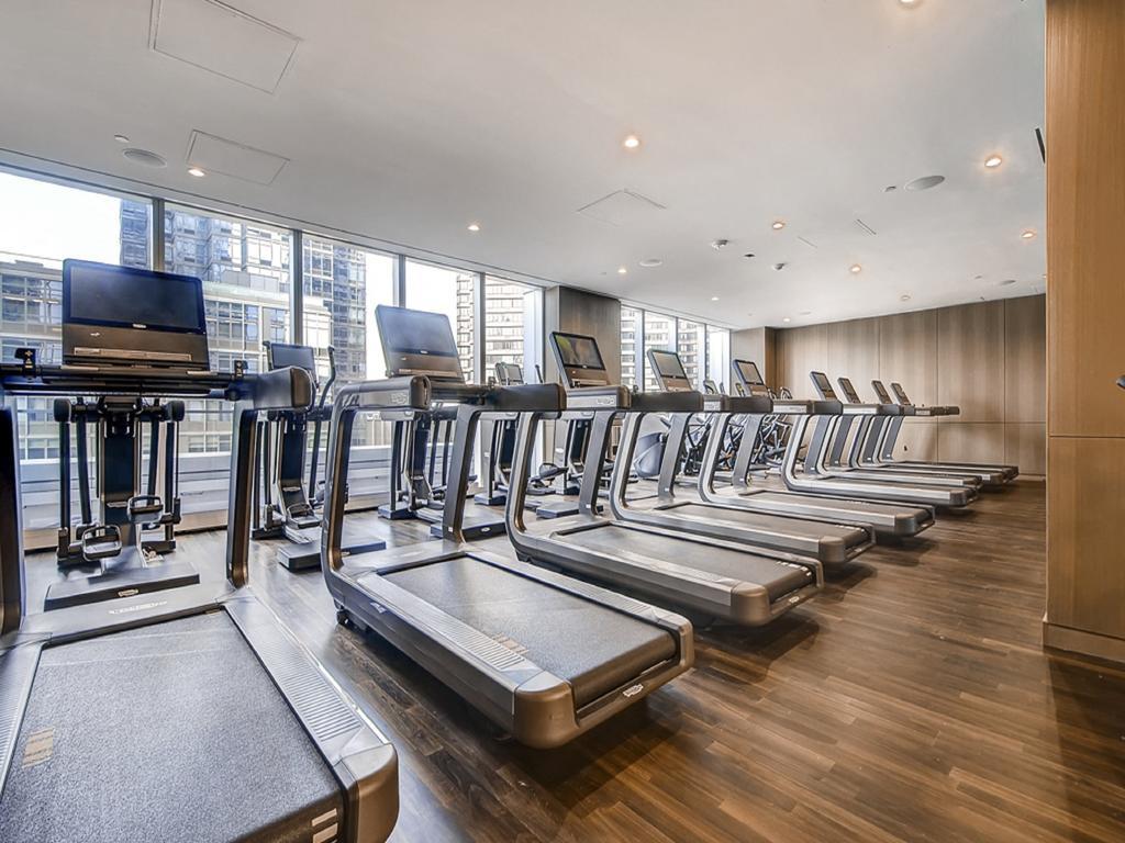 Global Luxury At Sky