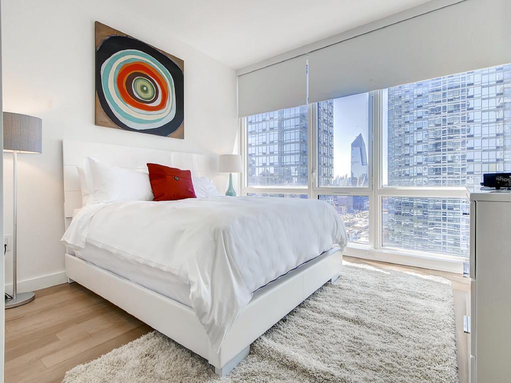 Apartment Global Luxury At Sky New York