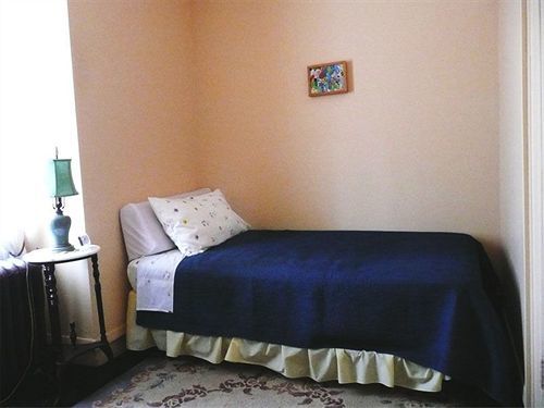 Hotel Place 2*
