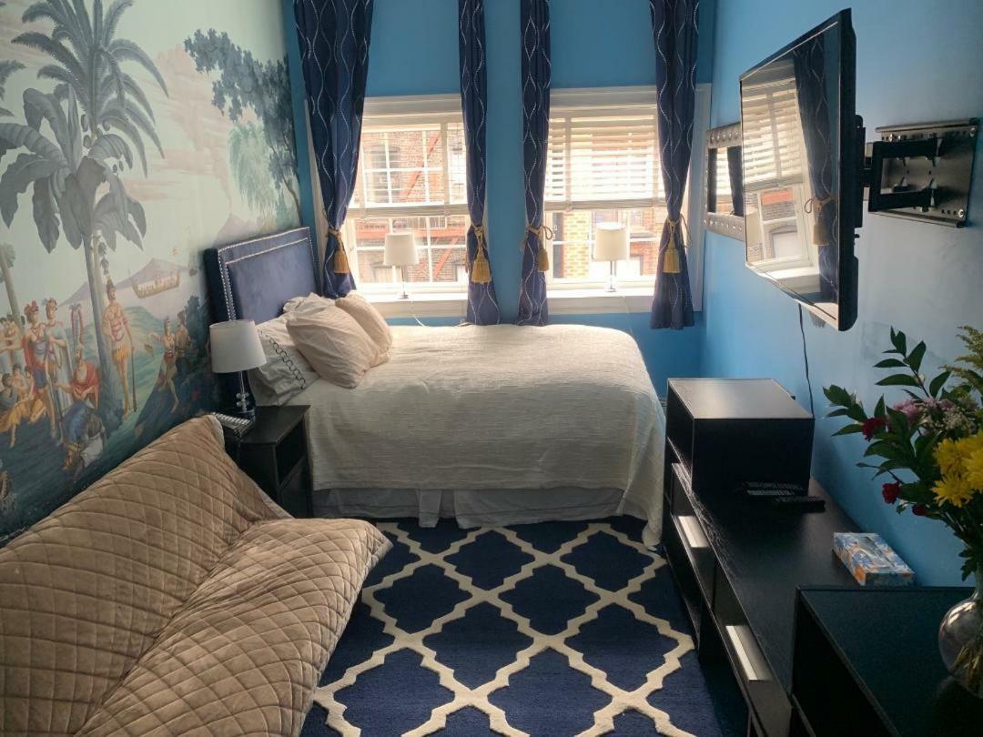 Townhouse 222 *