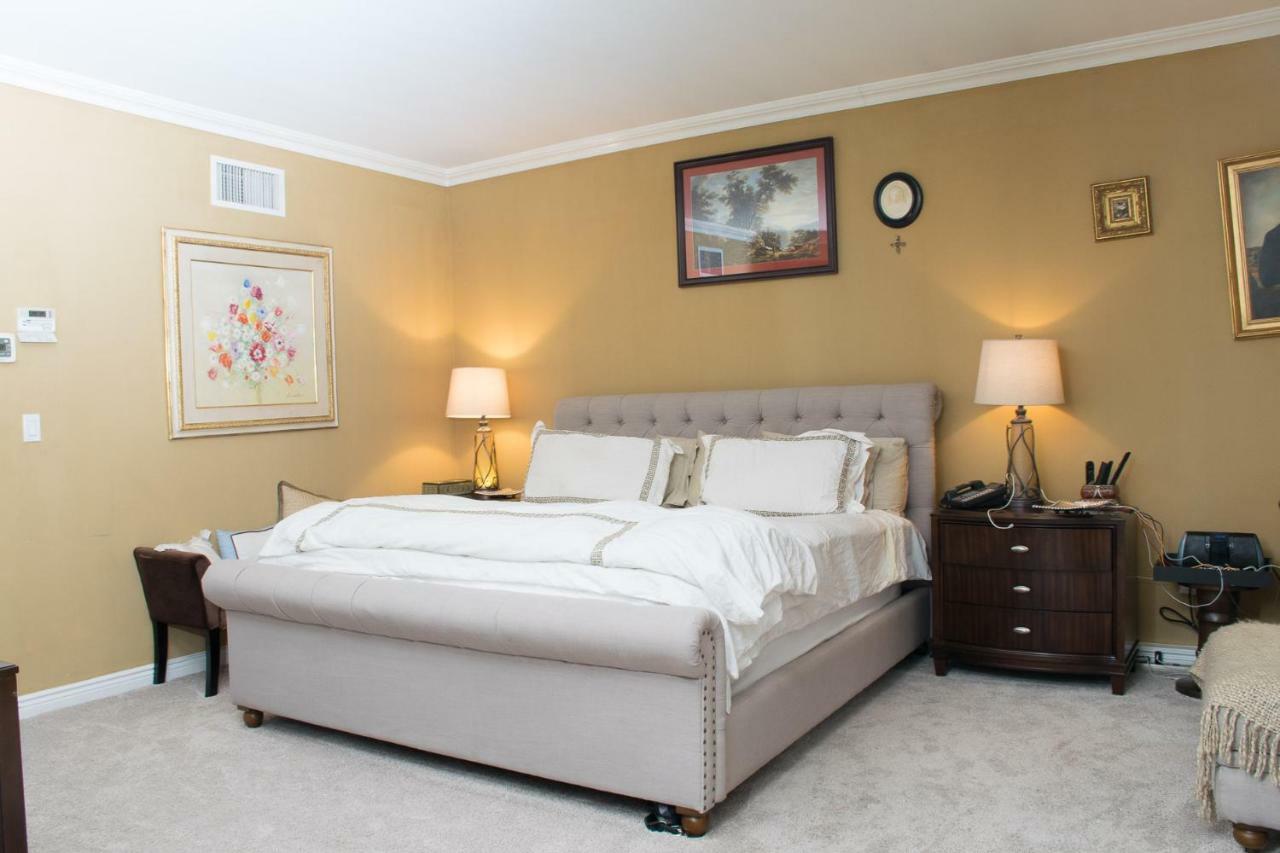 Townhouse 222 *