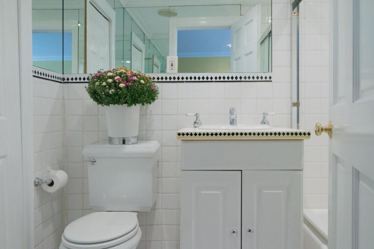 Townhouse 222 New York