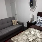 Biverlyhills Holiday Home