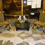 Paris Suites Hotel