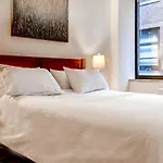 Bluebird Suites In Midtown West
