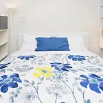 Un Apartments