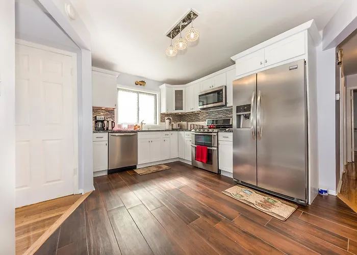 Luxury Close To Ubs Arena And Jfk