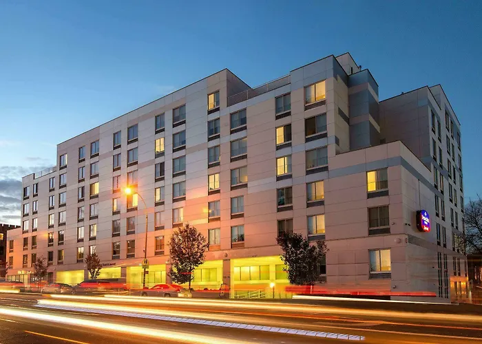 Springhill Suites By Marriott New York Laguardia Airport