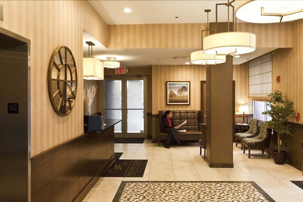 Hotel Pointe Plaza (adults Only) New York