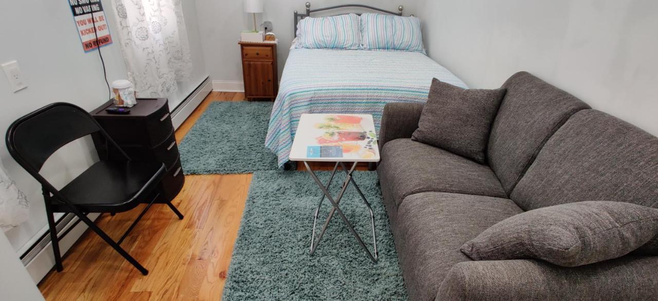 **new** Private In House *
