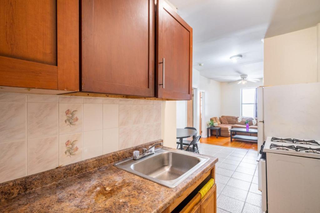 Eastern Parkway Guest house New York