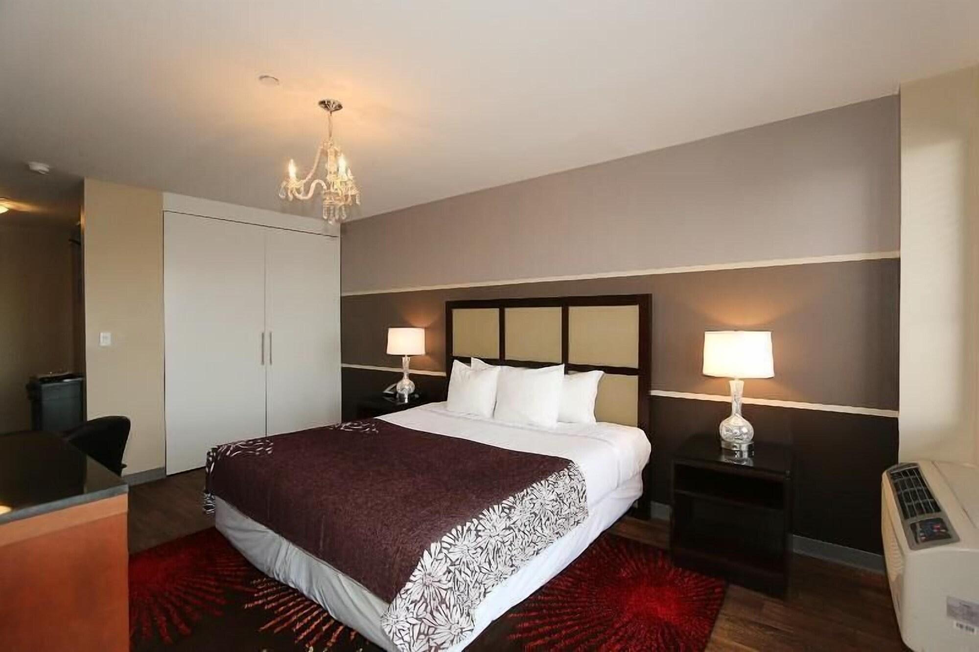 Vetiver / Manhattan Skyline Hotel