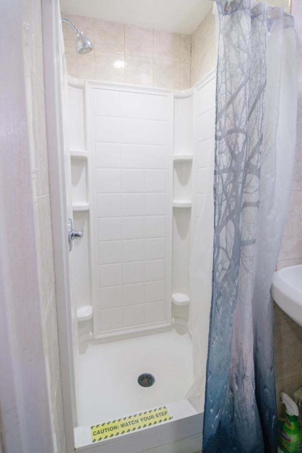 Apartment Elegant 2 Bedroom W Modern Amenities