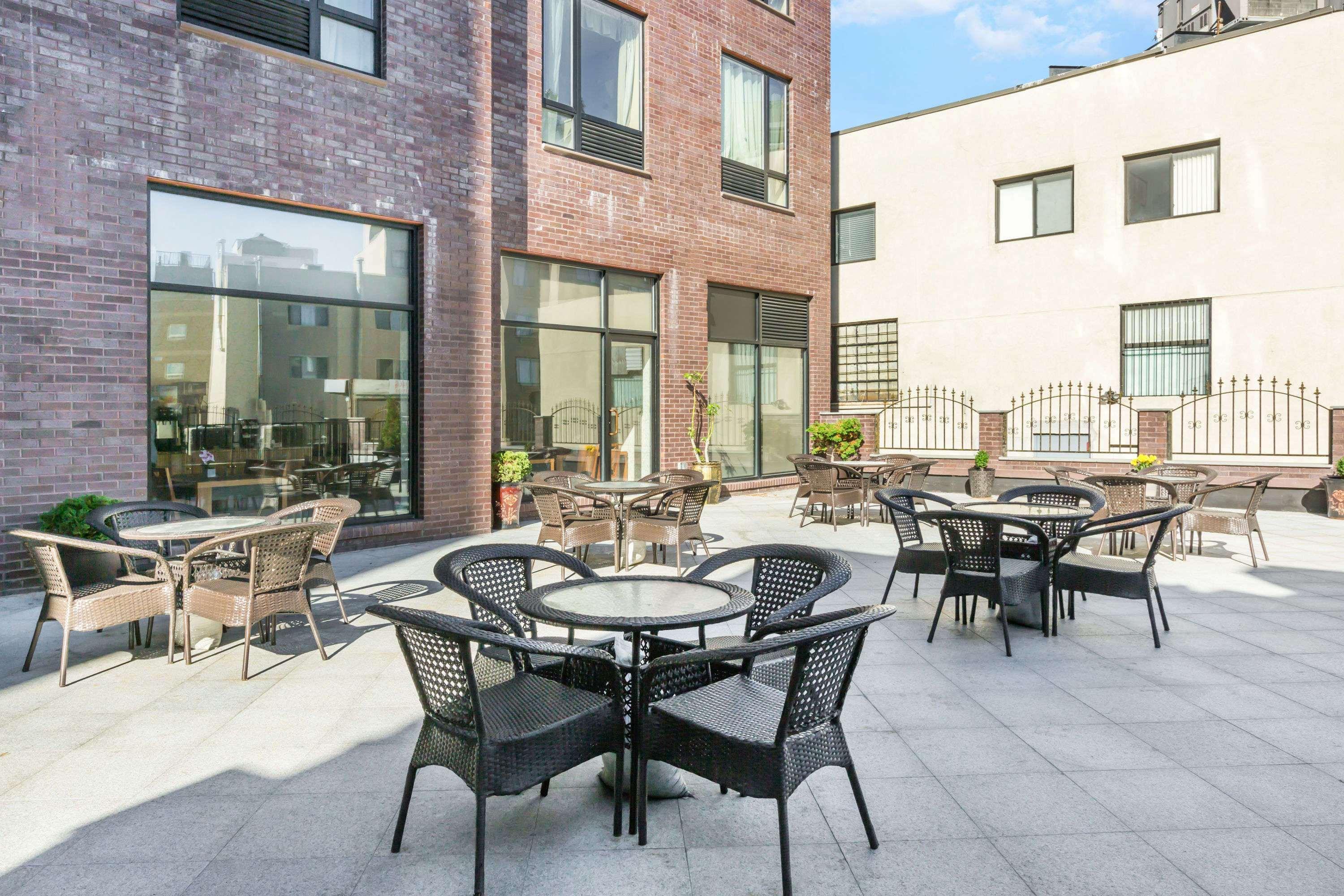 Hotel Ramada By Wyndham Flushing Queens