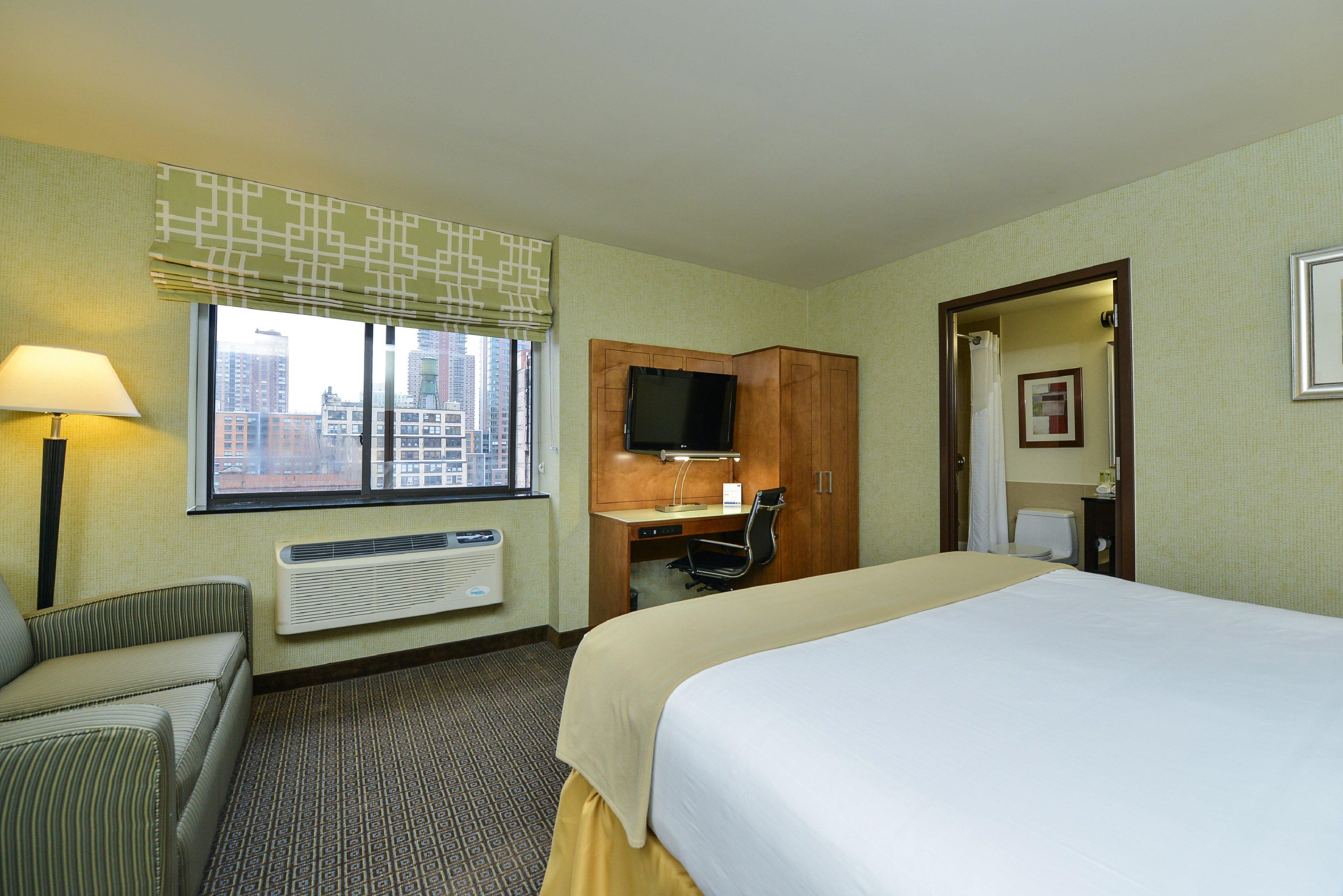 Express Manhattan Midtown West By Ihg Hotel New York
