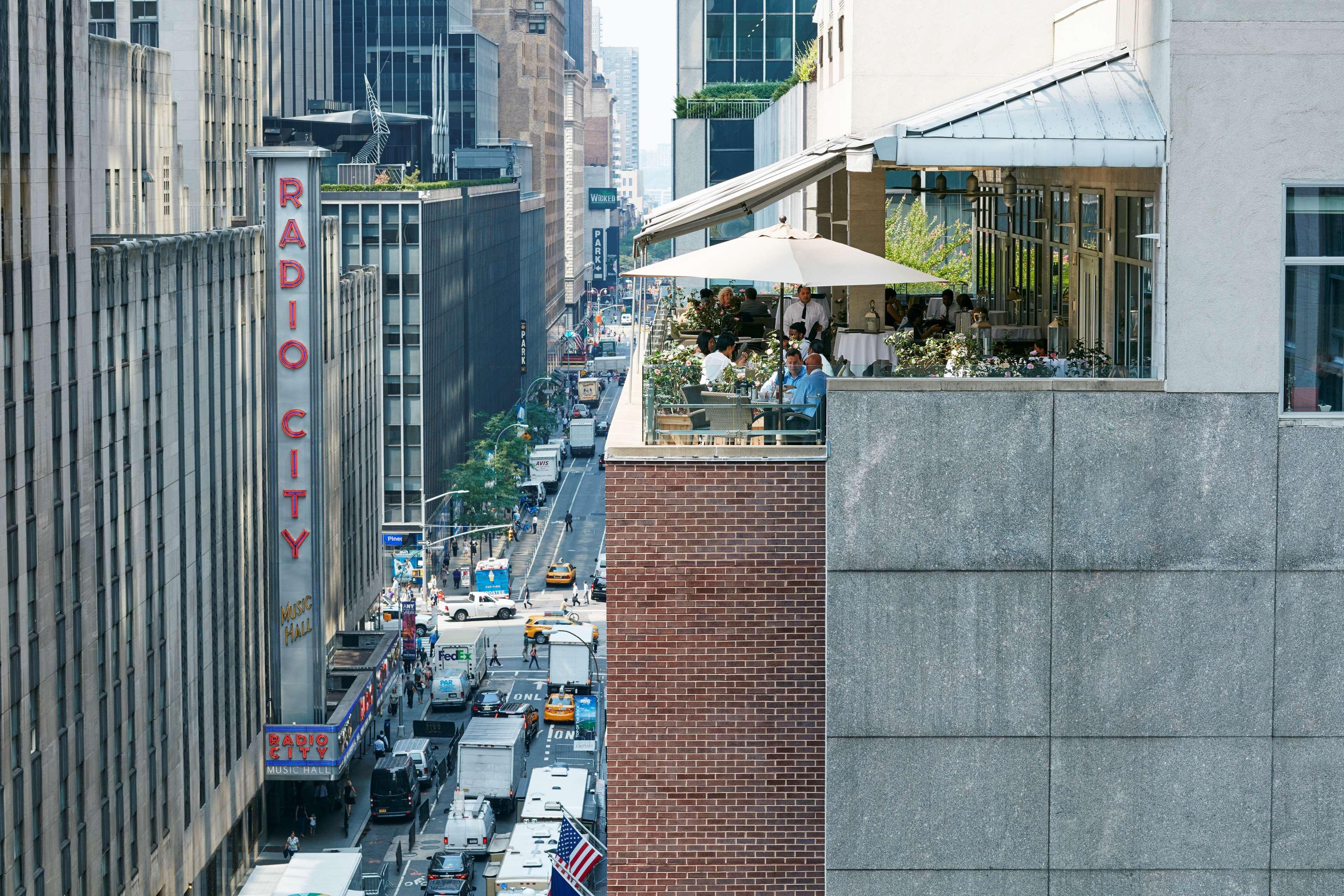 Doubletree By Hilton Midtown Fifth Ave Hotel 4*