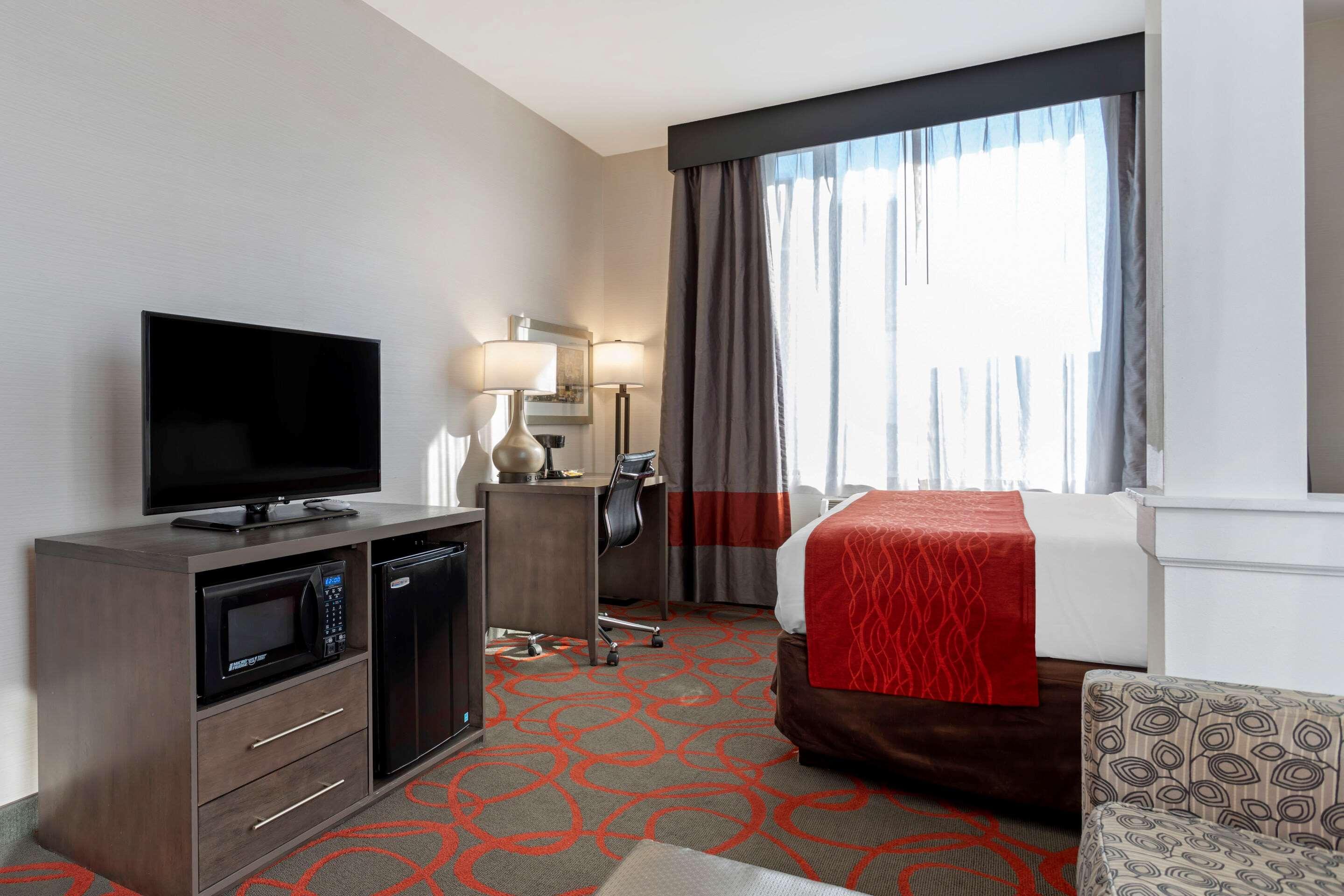 Hotel Comfort & Near Stadium