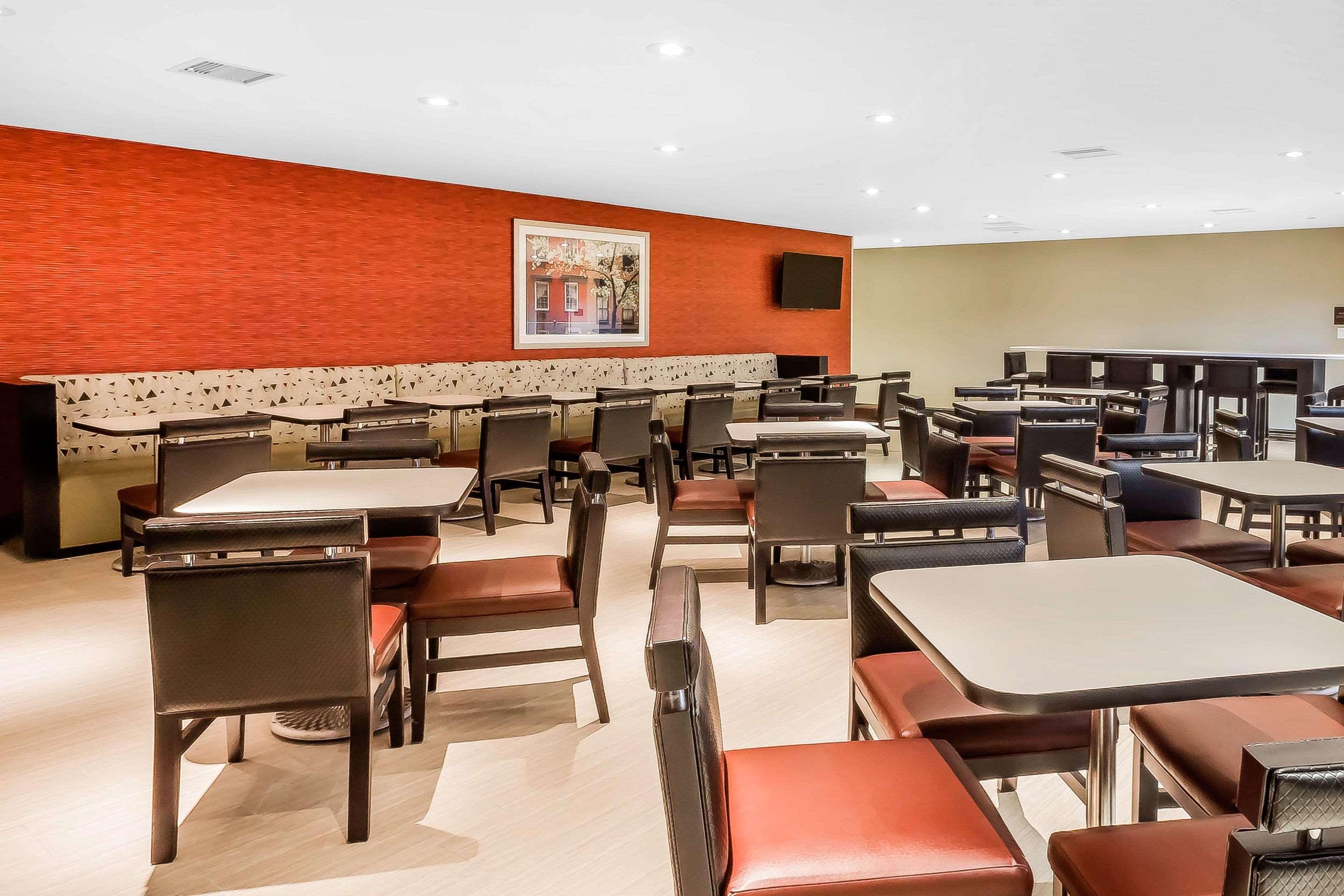 Hotel Comfort & Near Stadium