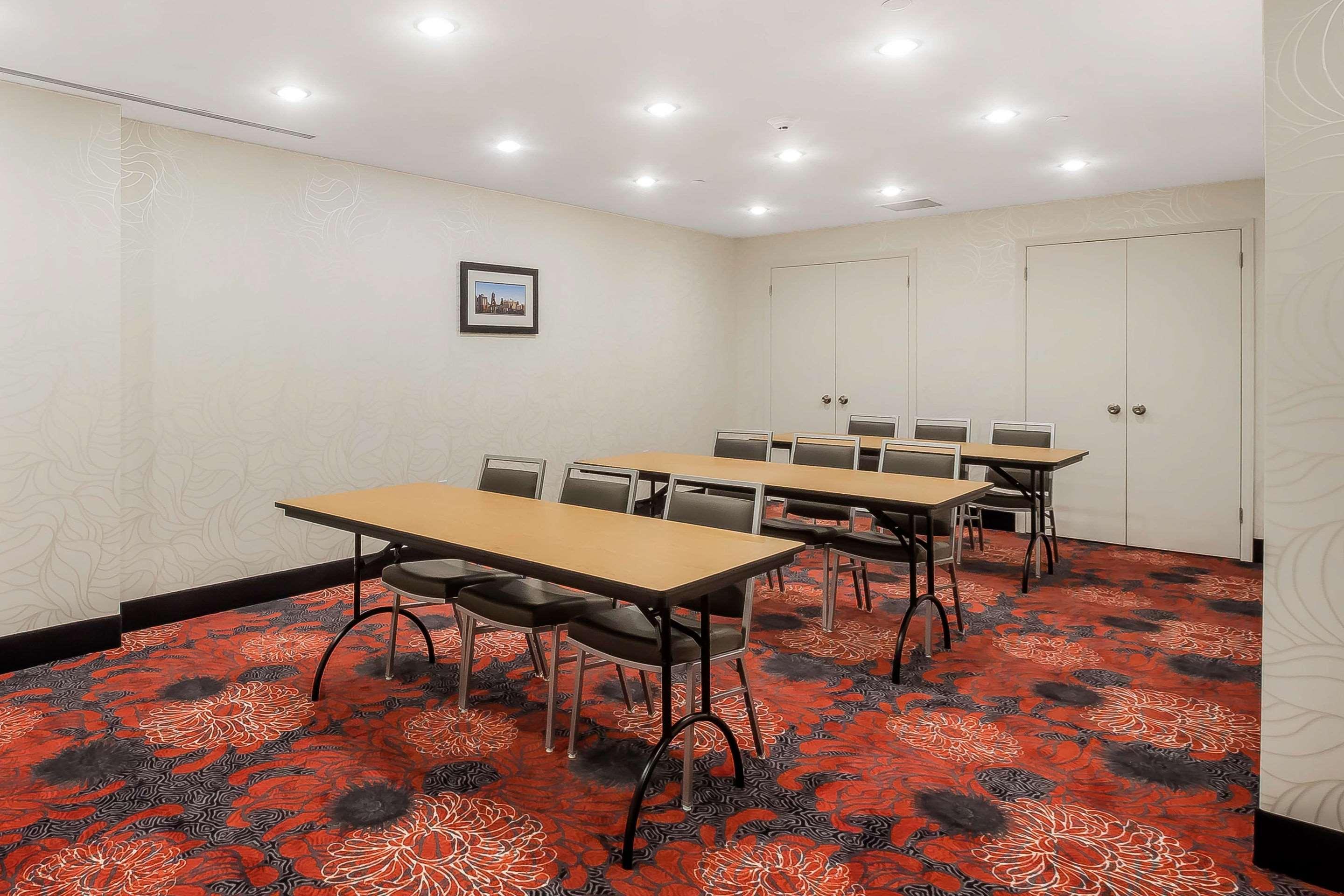 Comfort & Near Stadium Hotel 3*