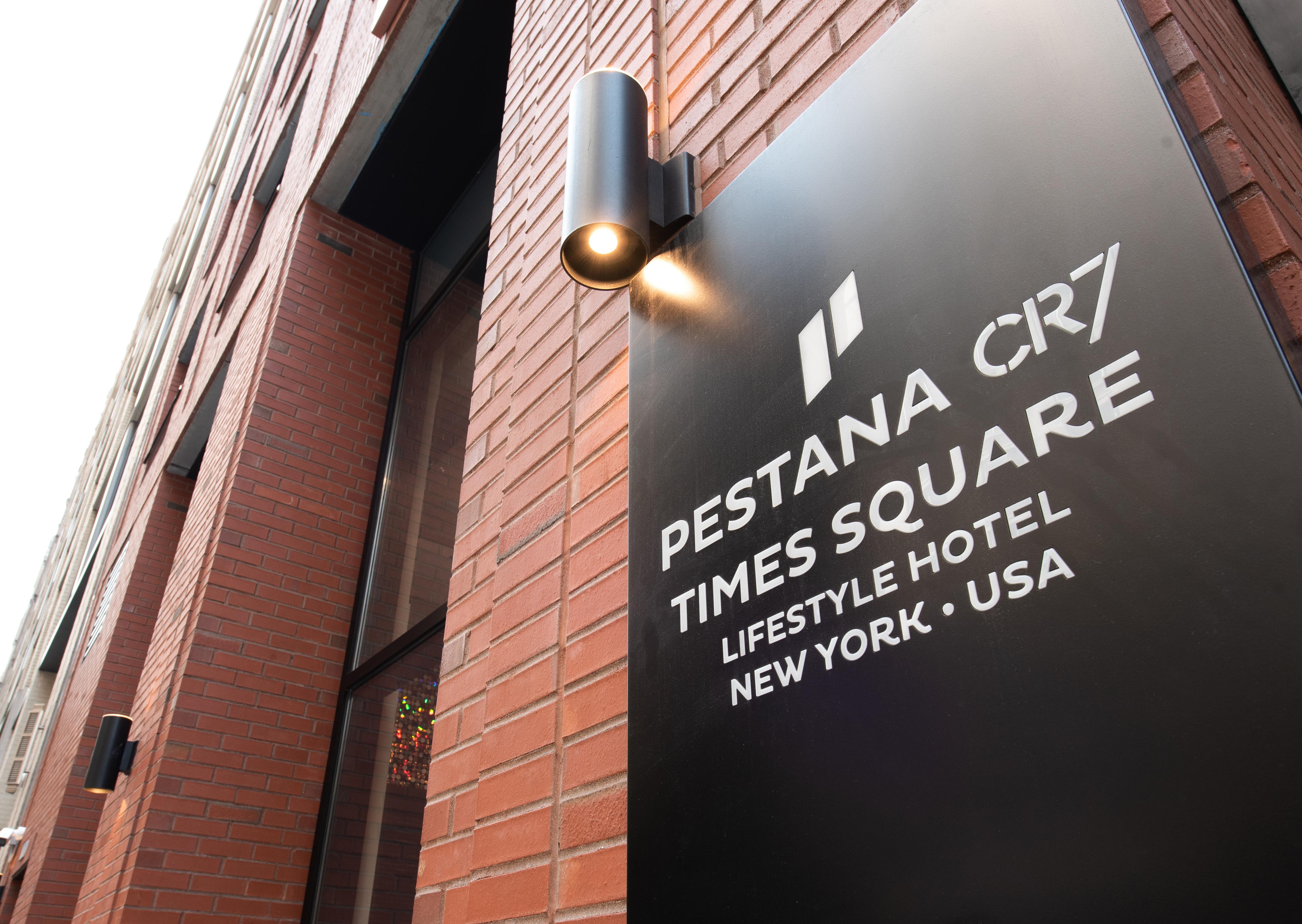 Pestana Cr7 Times Square Hotel 4*